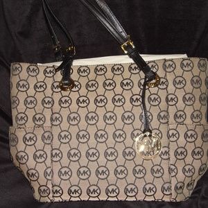 Michael Kors Purse Black Logo